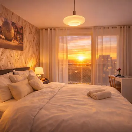 Sikorskiego Panorama Two Bedroom Apartment Wroclaw